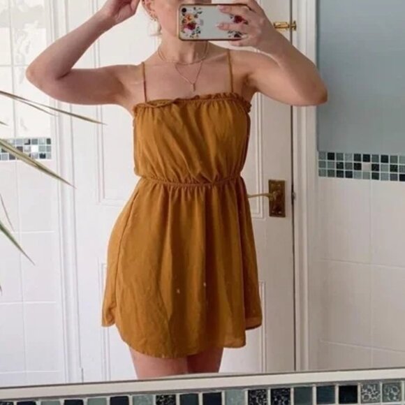 Aritzia Sunday Best Blixen Ruffled Mini Dress Marigold Mustard Yellow Large - Picture 2 of 6